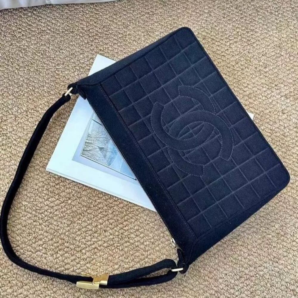 Chanel Women Pre-Loved Bag Very Good Condition